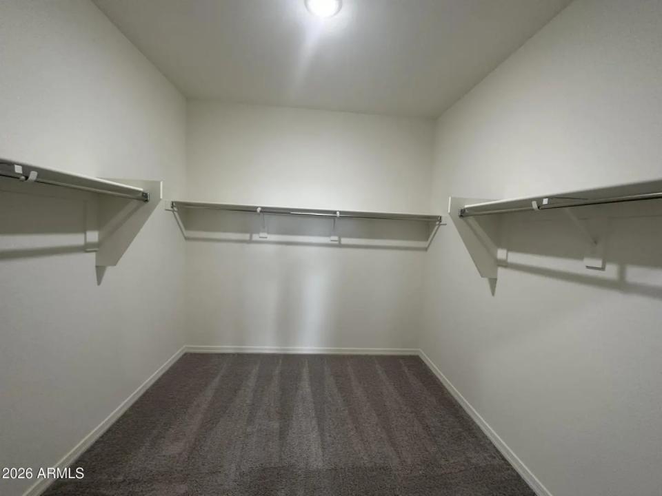 Real Estate Picture 3