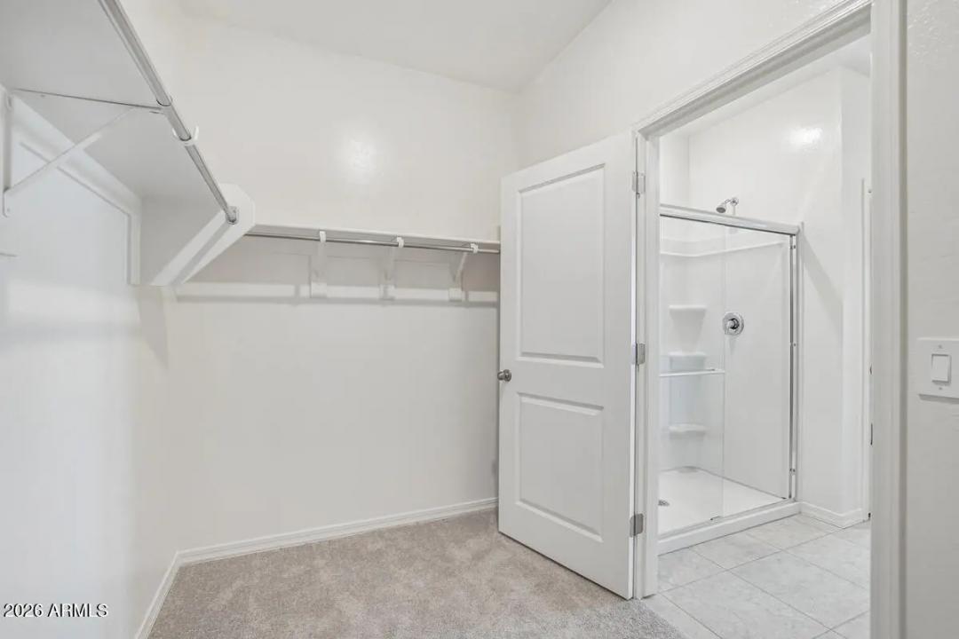 Real Estate Picture 9