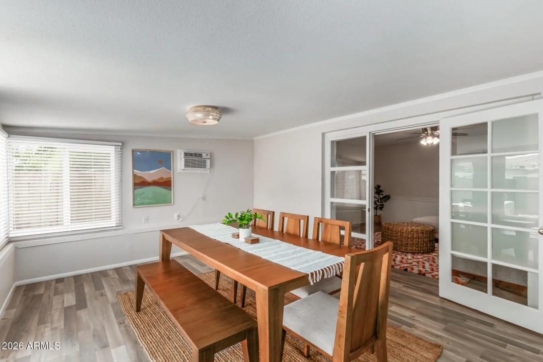 Real Estate Picture 9