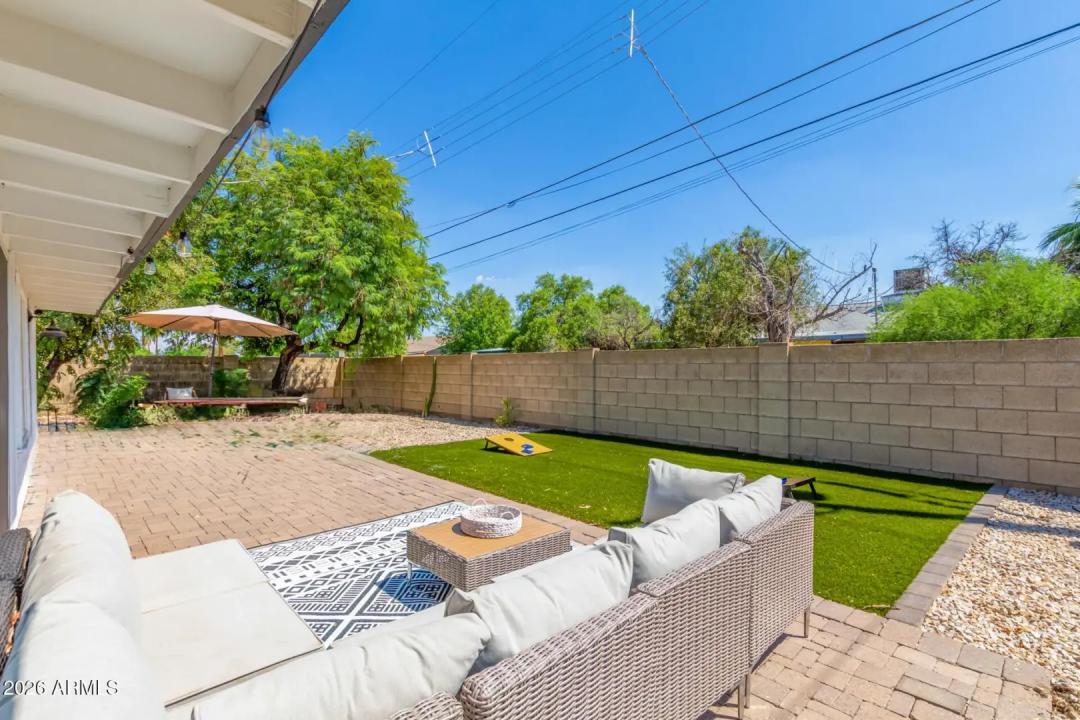 Real Estate Picture 22