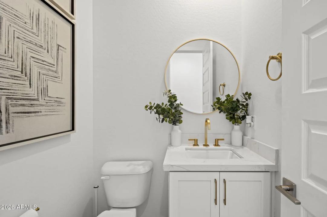 Real Estate Picture 20