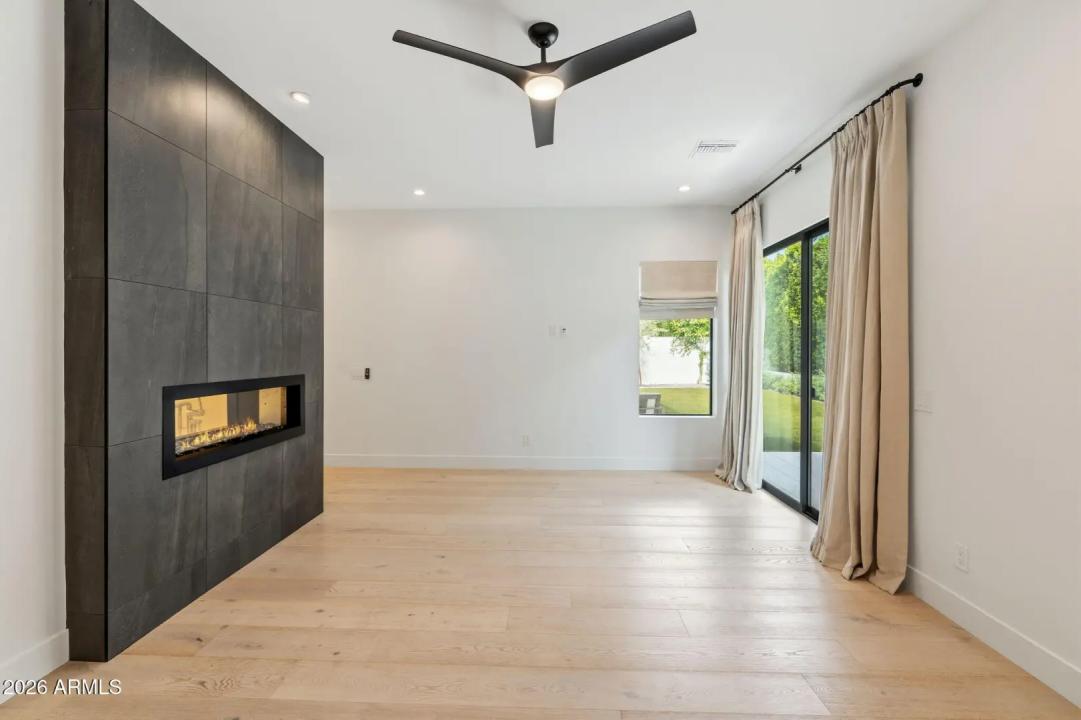 Real Estate Picture 26