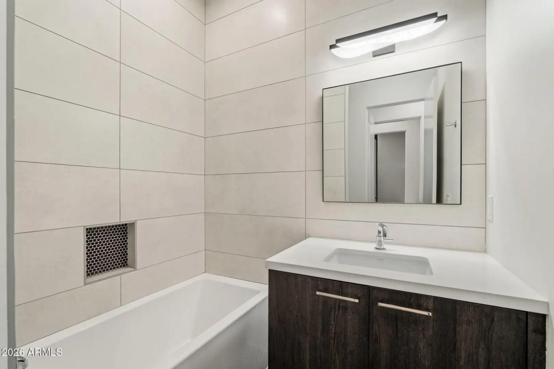 Real Estate Picture 36