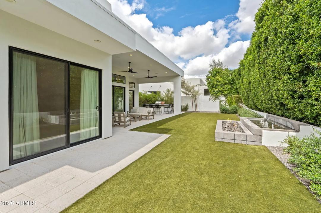 Real Estate Picture 40