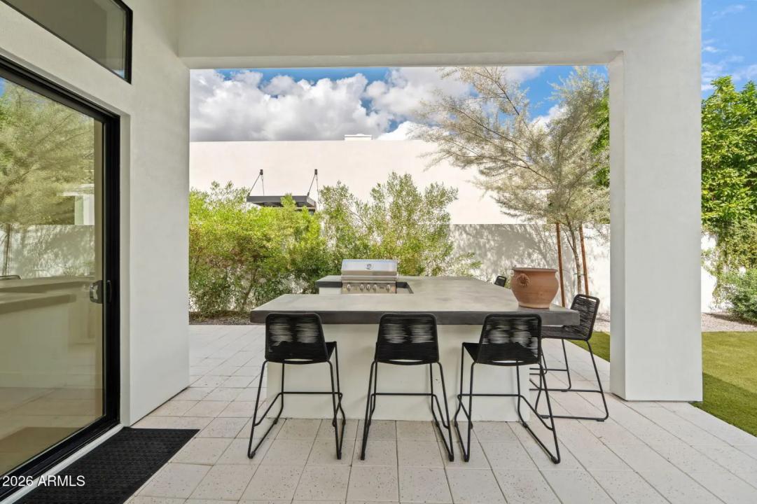 Real Estate Picture 43