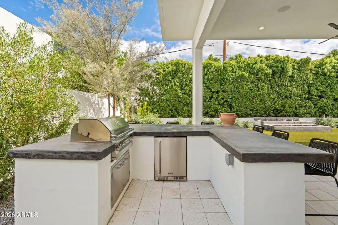 Real Estate Picture 45
