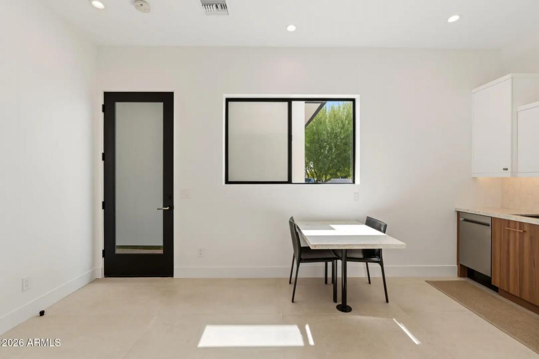 Real Estate Picture 49