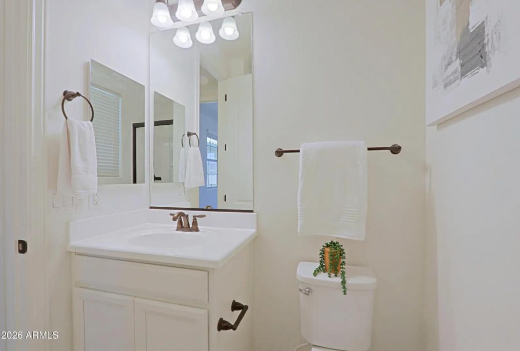 Real Estate Picture 34