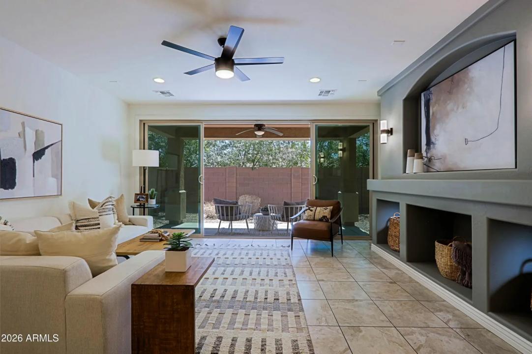Real Estate Picture 15