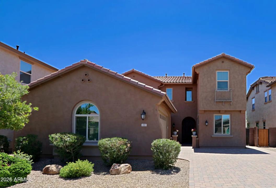 Real Estate Picture 2