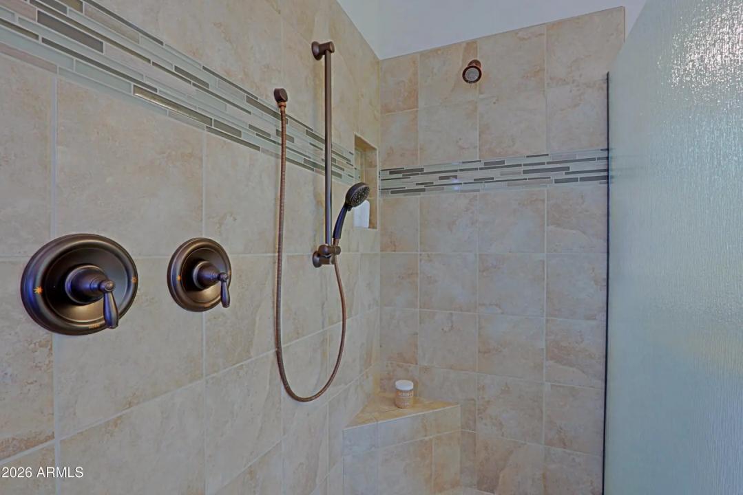 Real Estate Picture 31