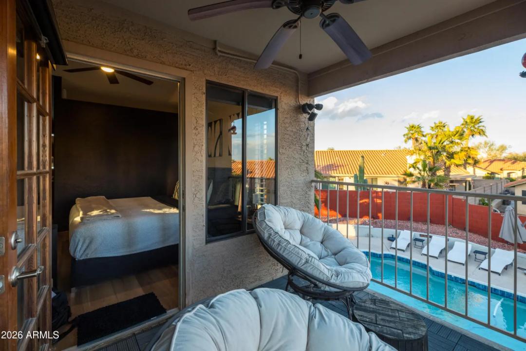 Real Estate Picture 24