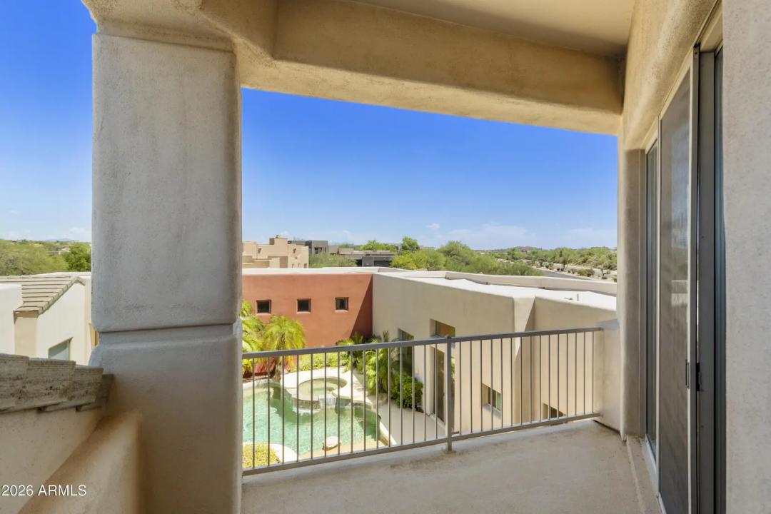 Real Estate Picture 23