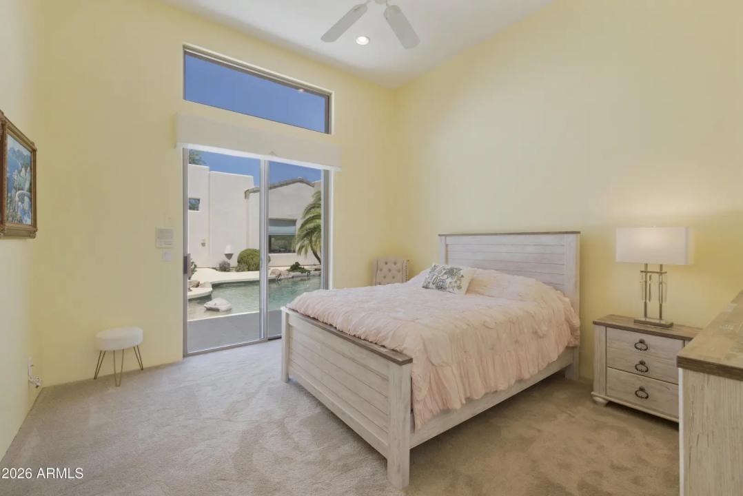 Real Estate Picture 25