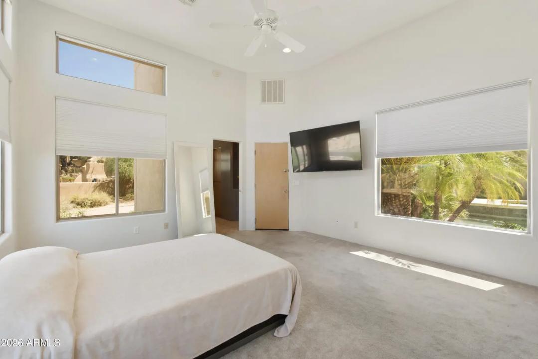 Real Estate Picture 28