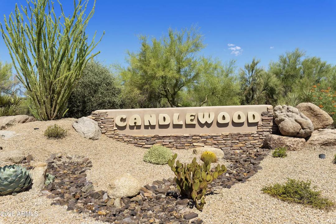 Real Estate Picture 33