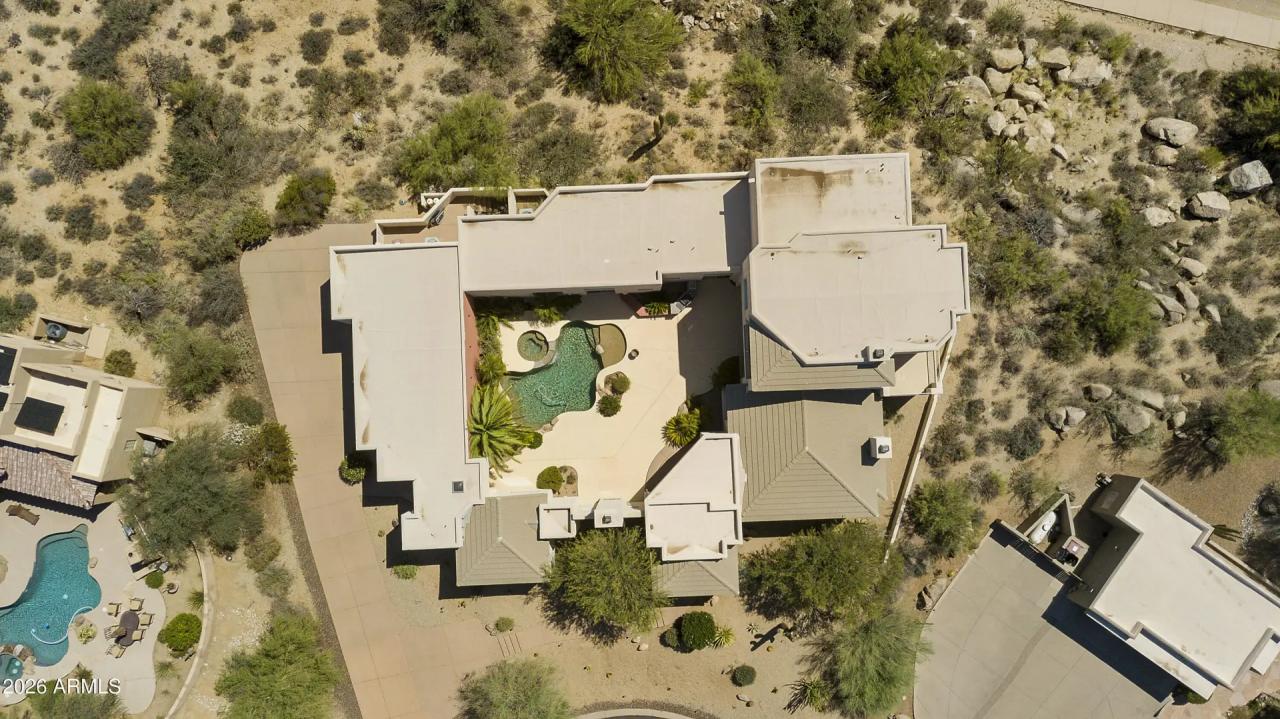 Real Estate Picture 30