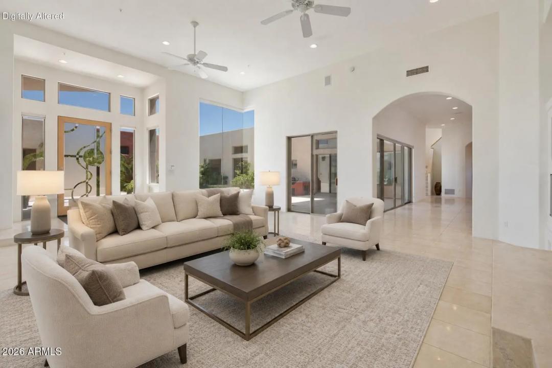 Real Estate Picture 9