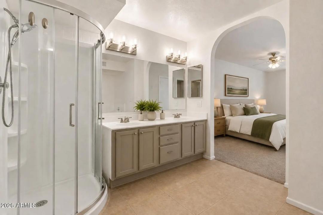 Real Estate Picture 14