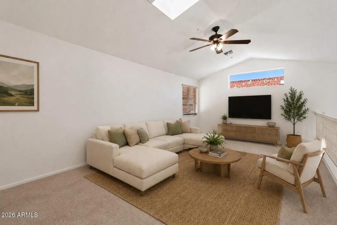 Real Estate Picture 18