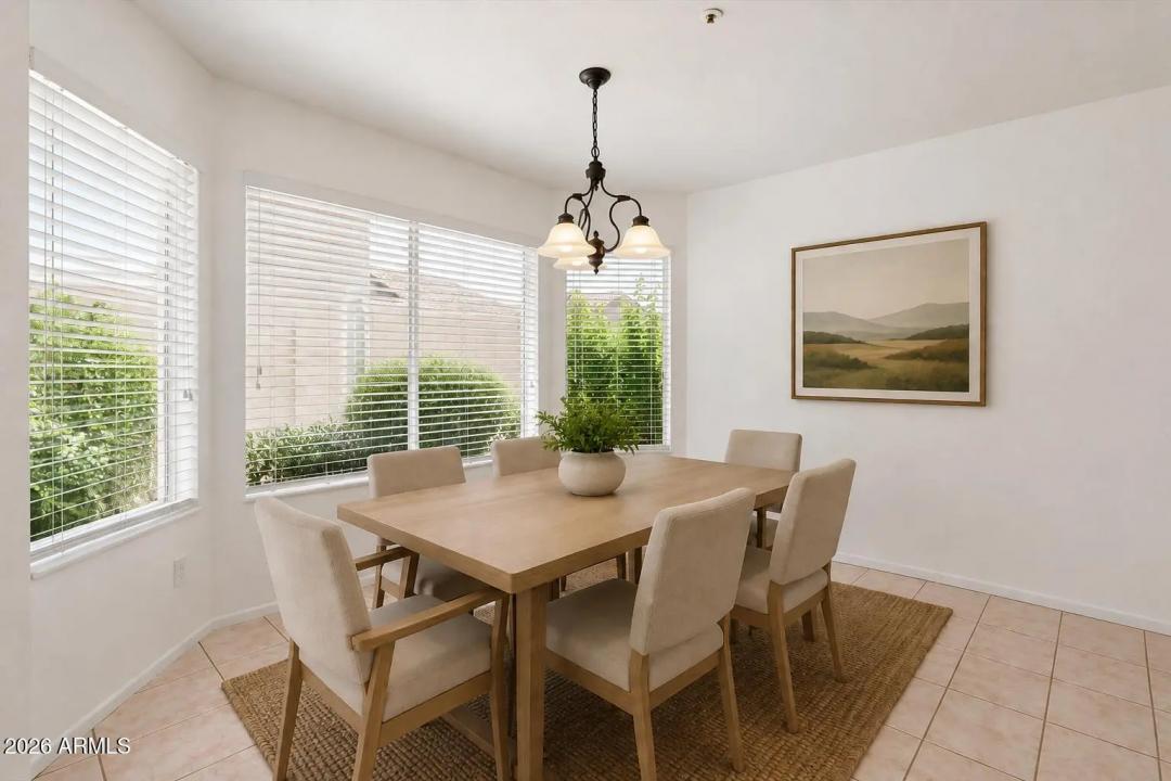 Real Estate Picture 12
