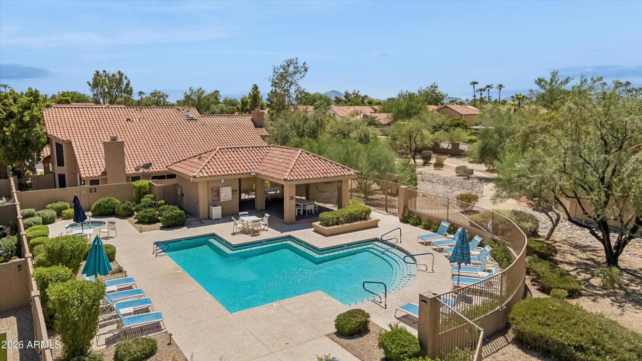 Real Estate Picture 28