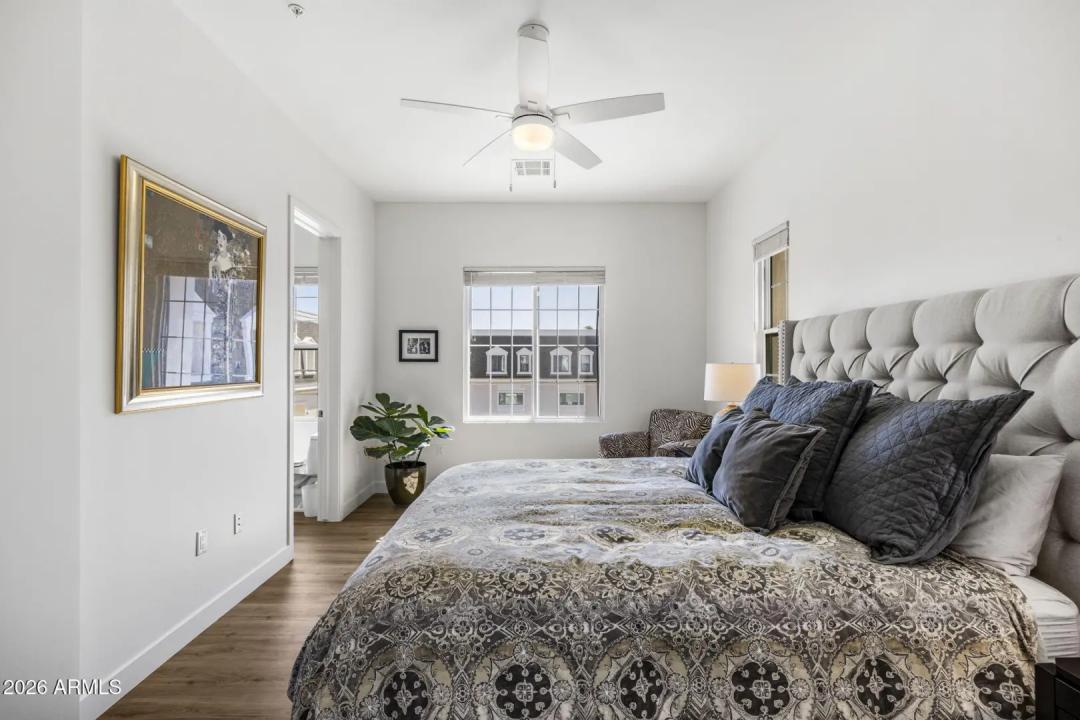 Real Estate Picture 21