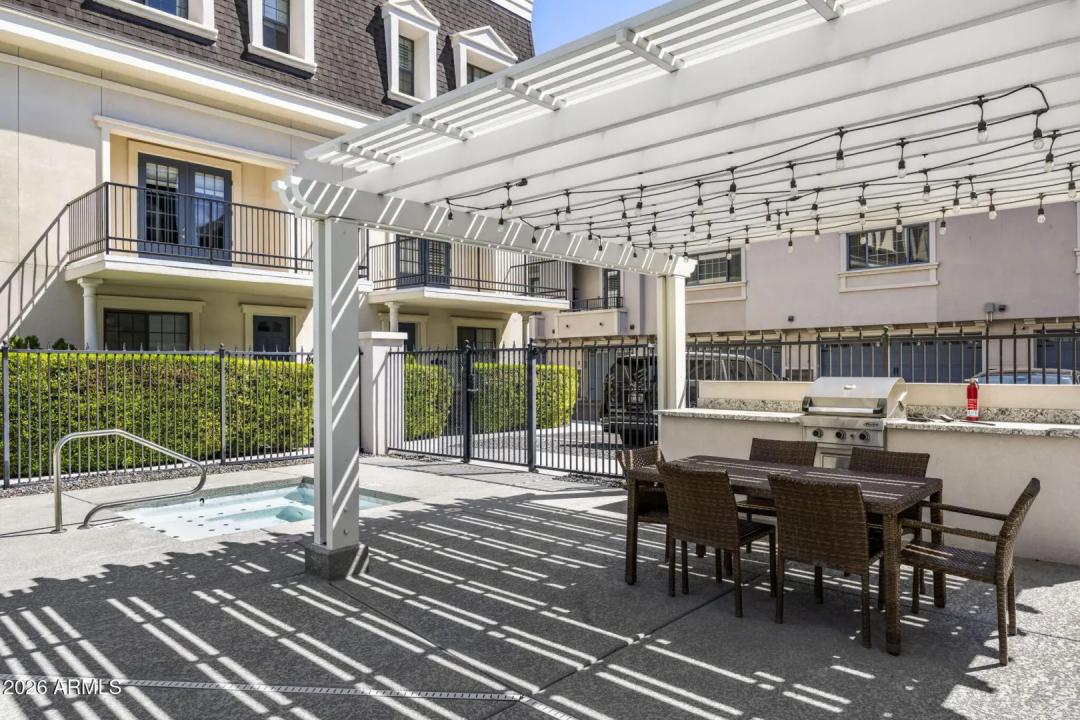 Real Estate Picture 29