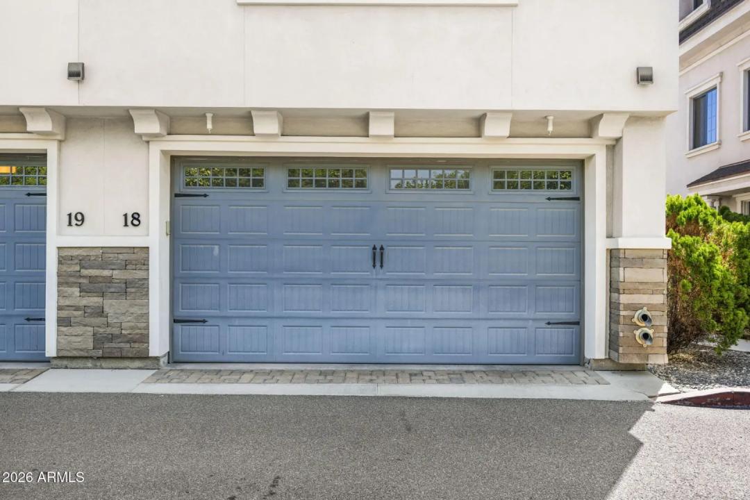Real Estate Picture 33