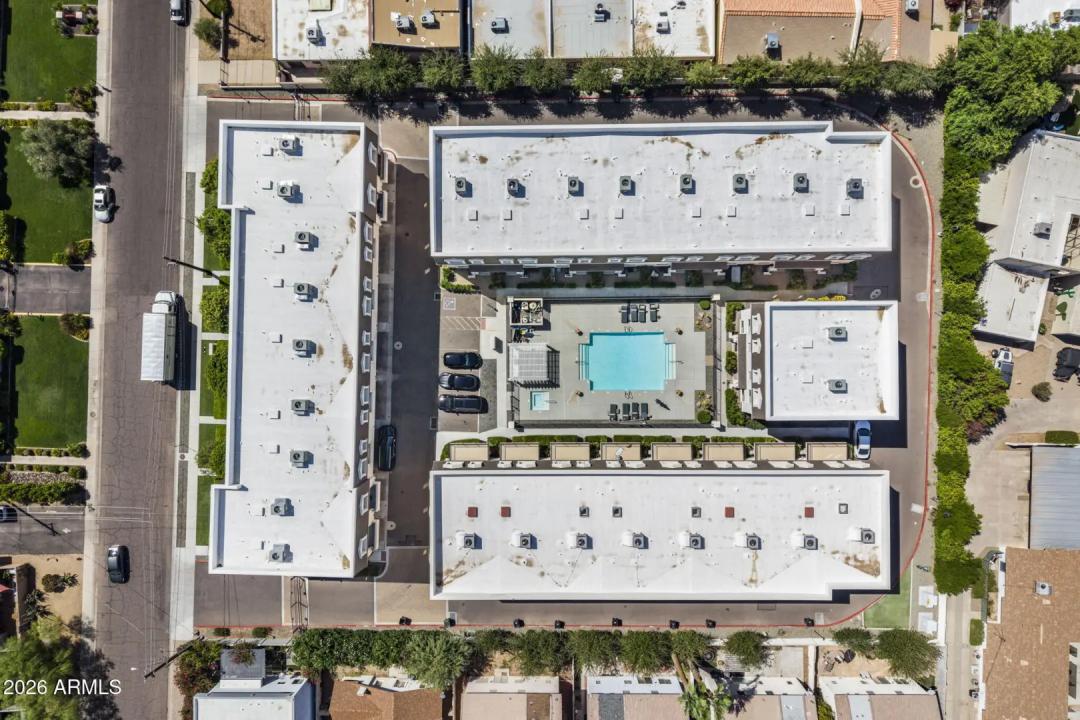 Real Estate Picture 38