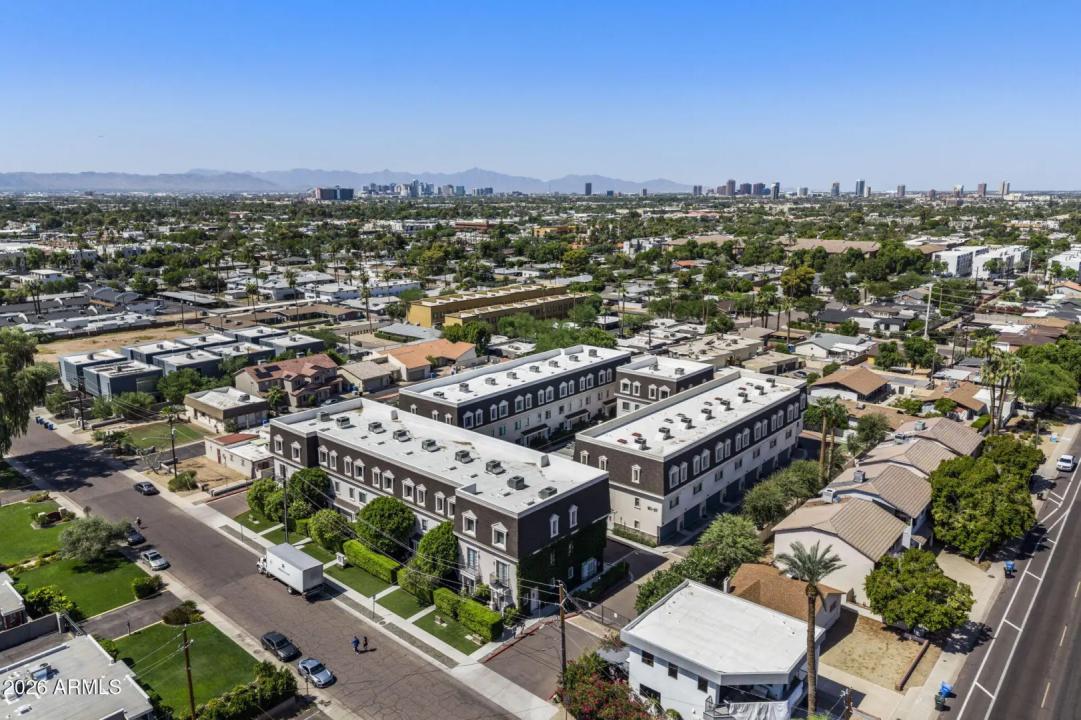Real Estate Picture 39
