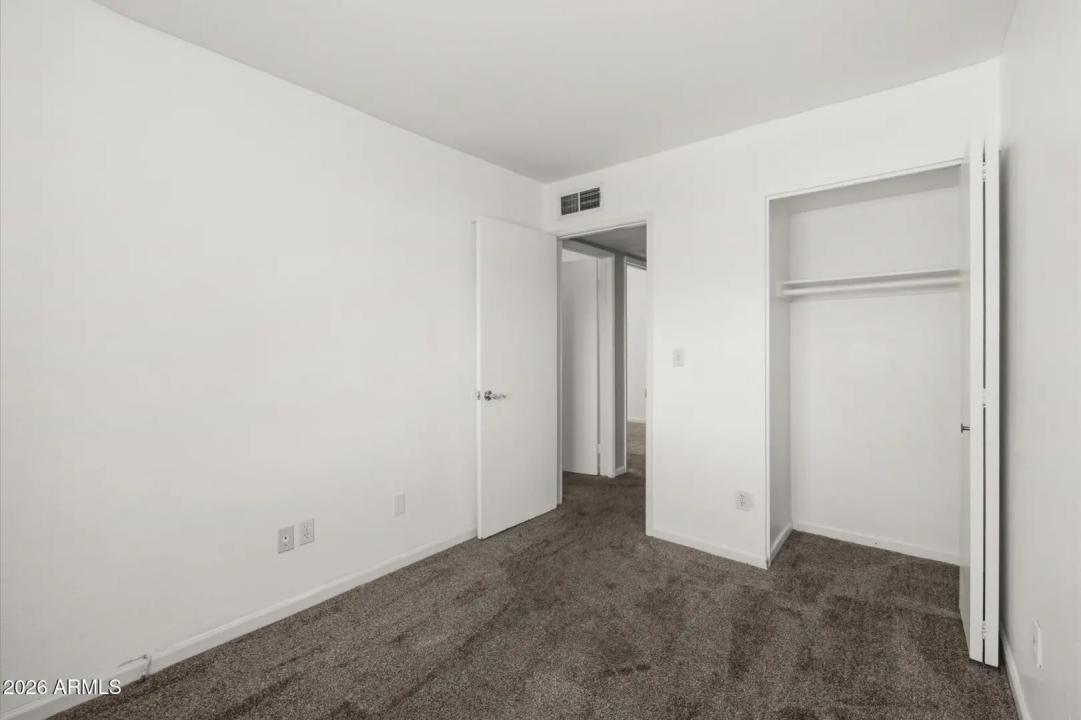 Real Estate Picture 10