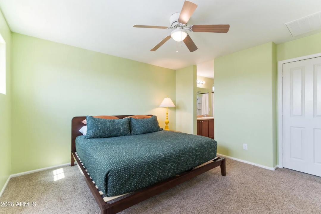 Real Estate Picture 27