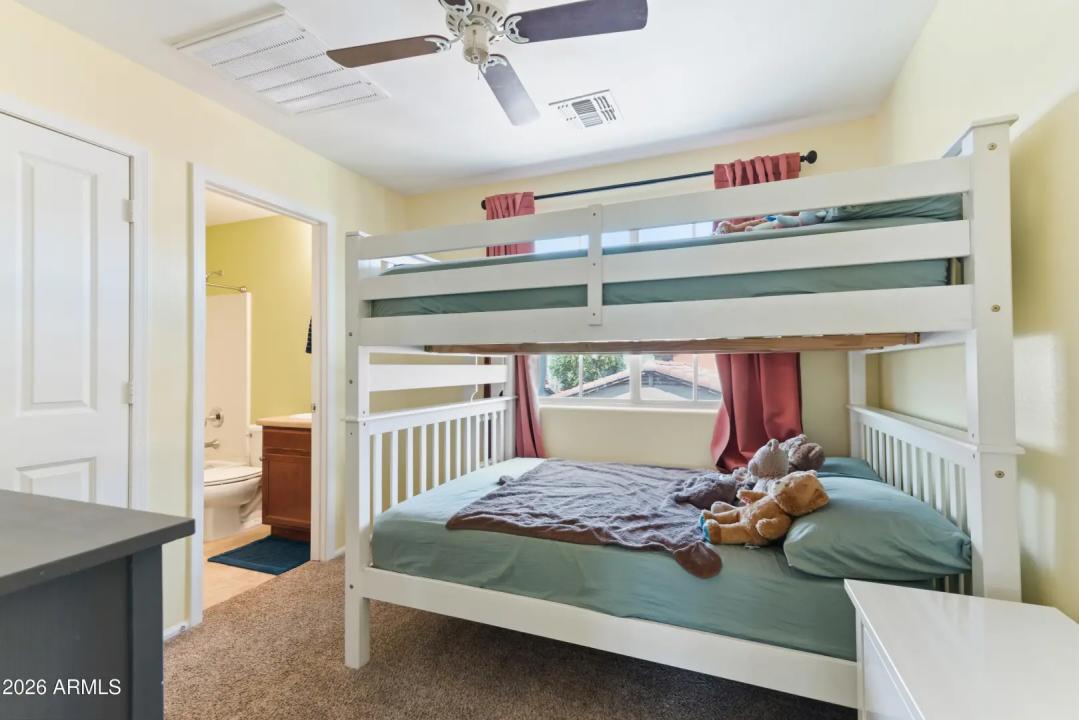 Real Estate Picture 31