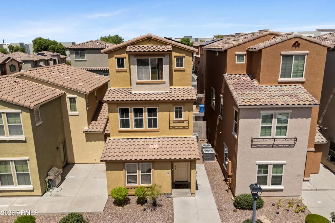 Real Estate Picture 1