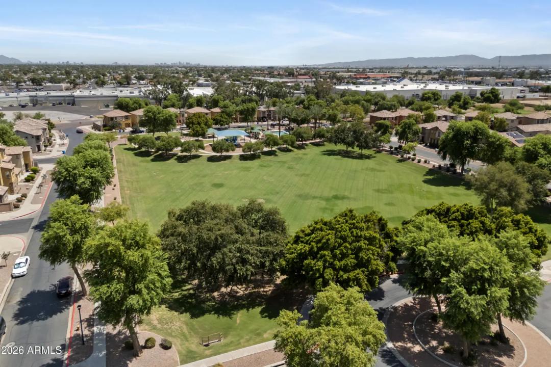 Real Estate Picture 49