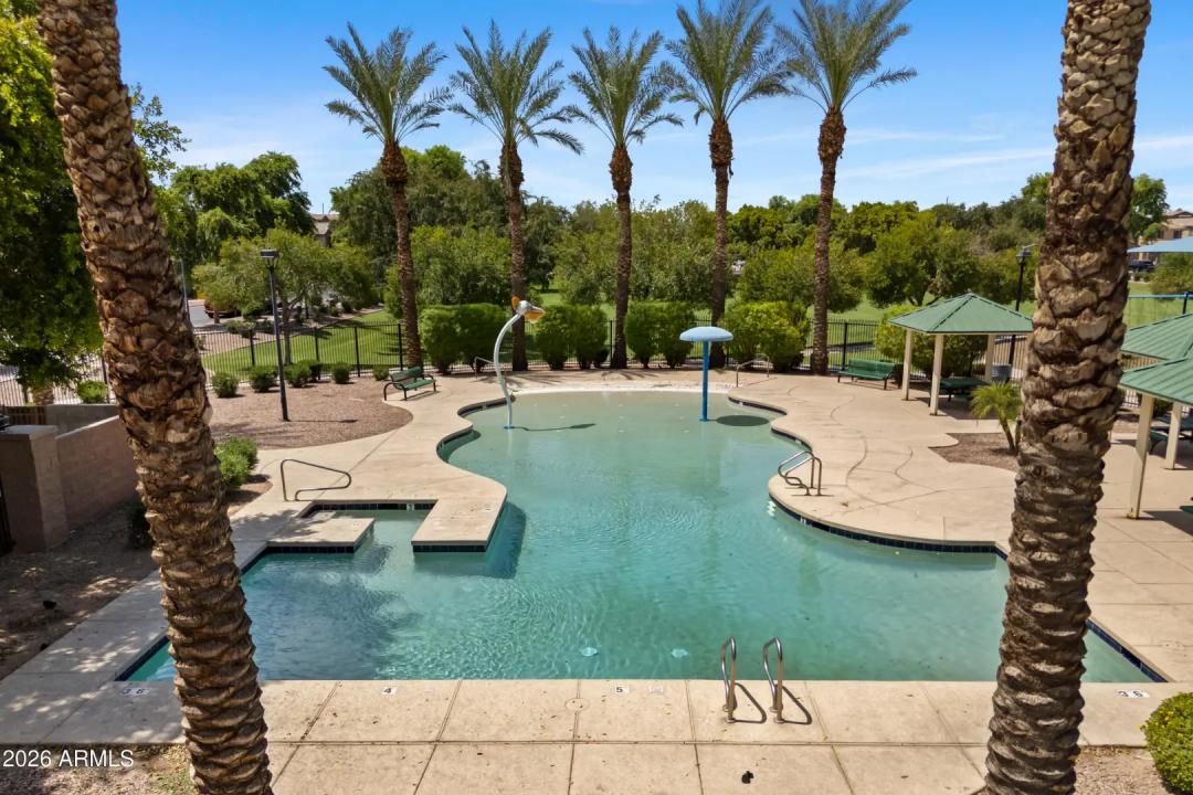 Real Estate Picture 39