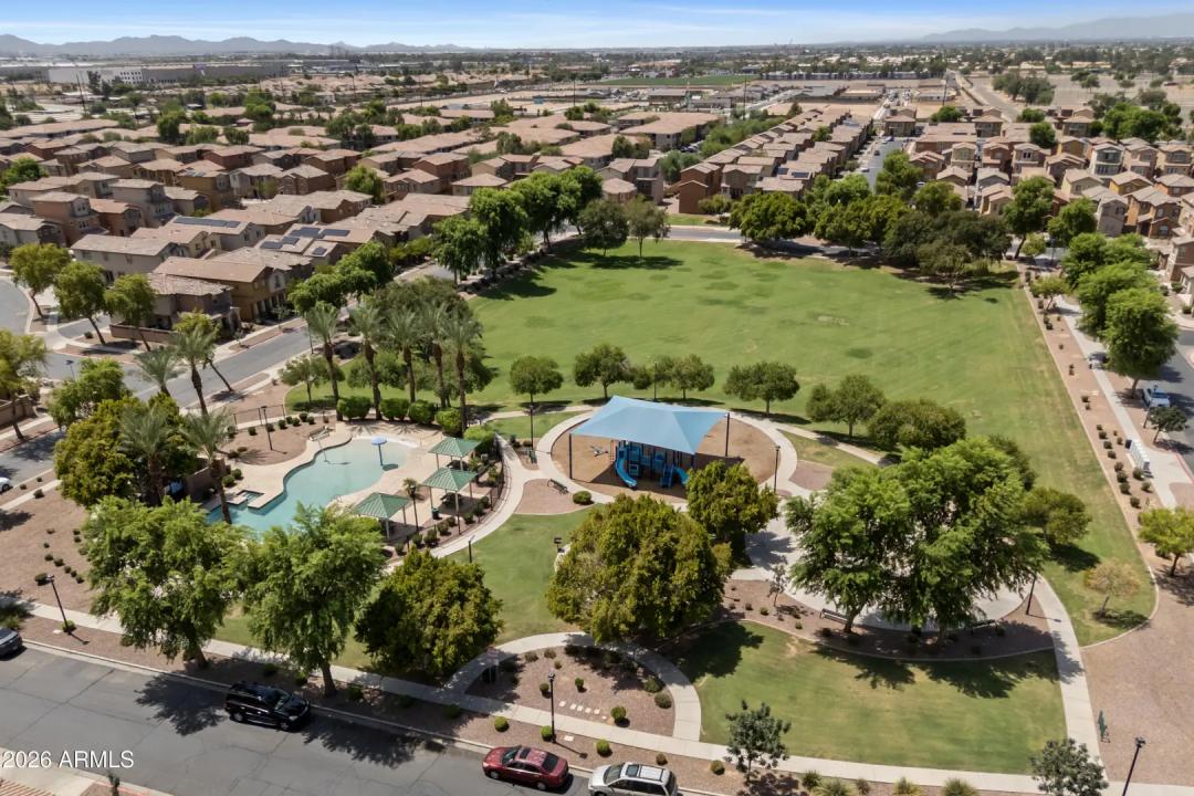 Real Estate Picture 51