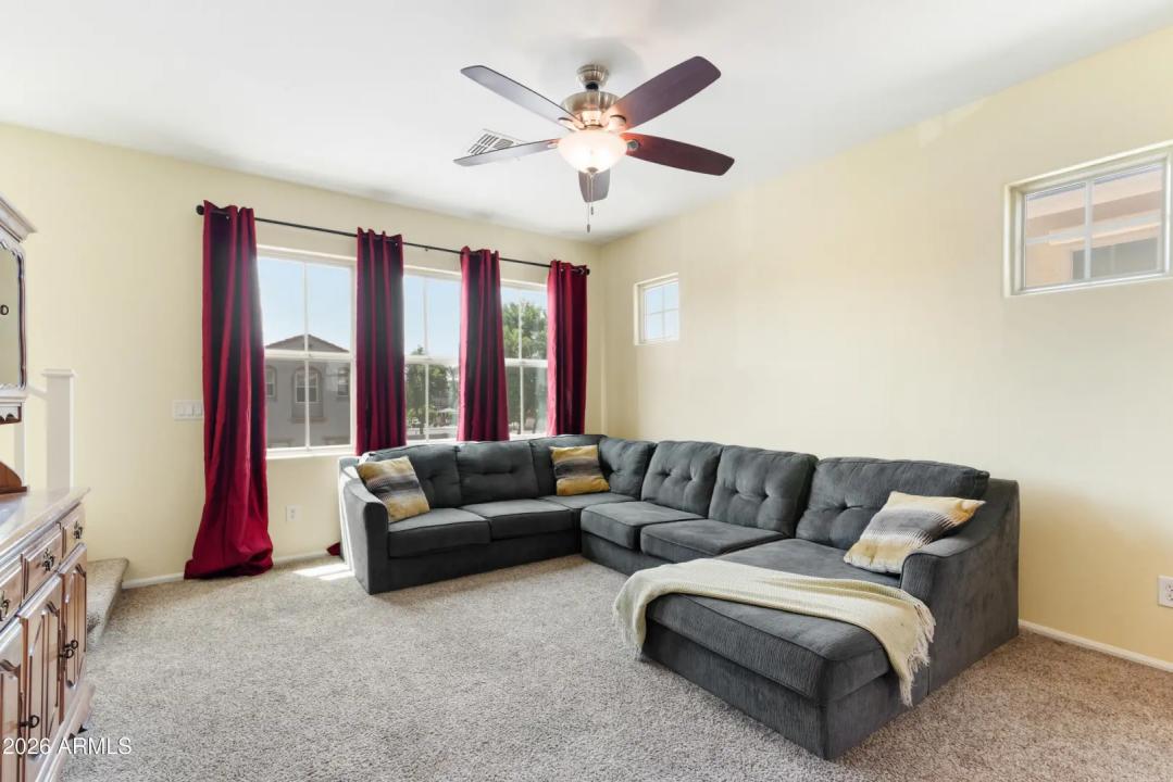 Real Estate Picture 21