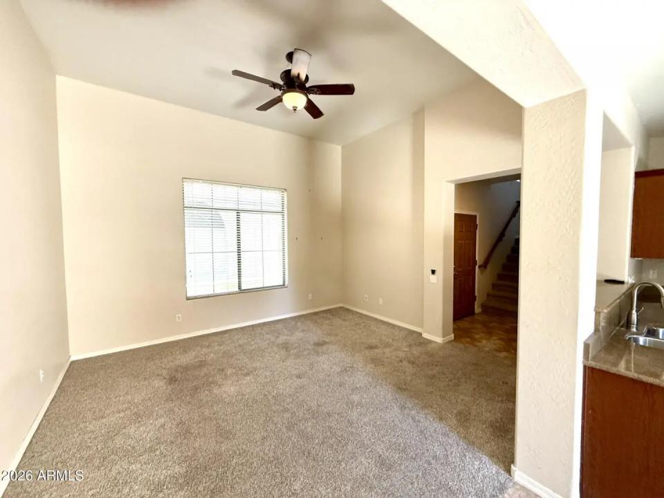 Real Estate Picture 6