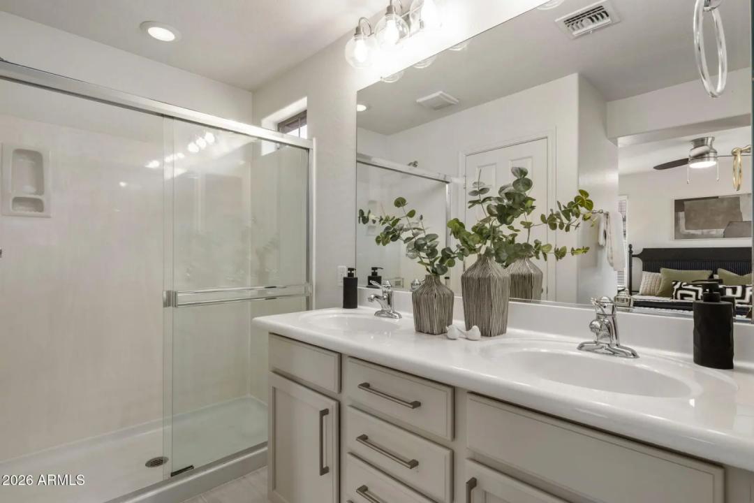 3975 E Melinda Drive Phoenix AZ 85050 Picture 17.