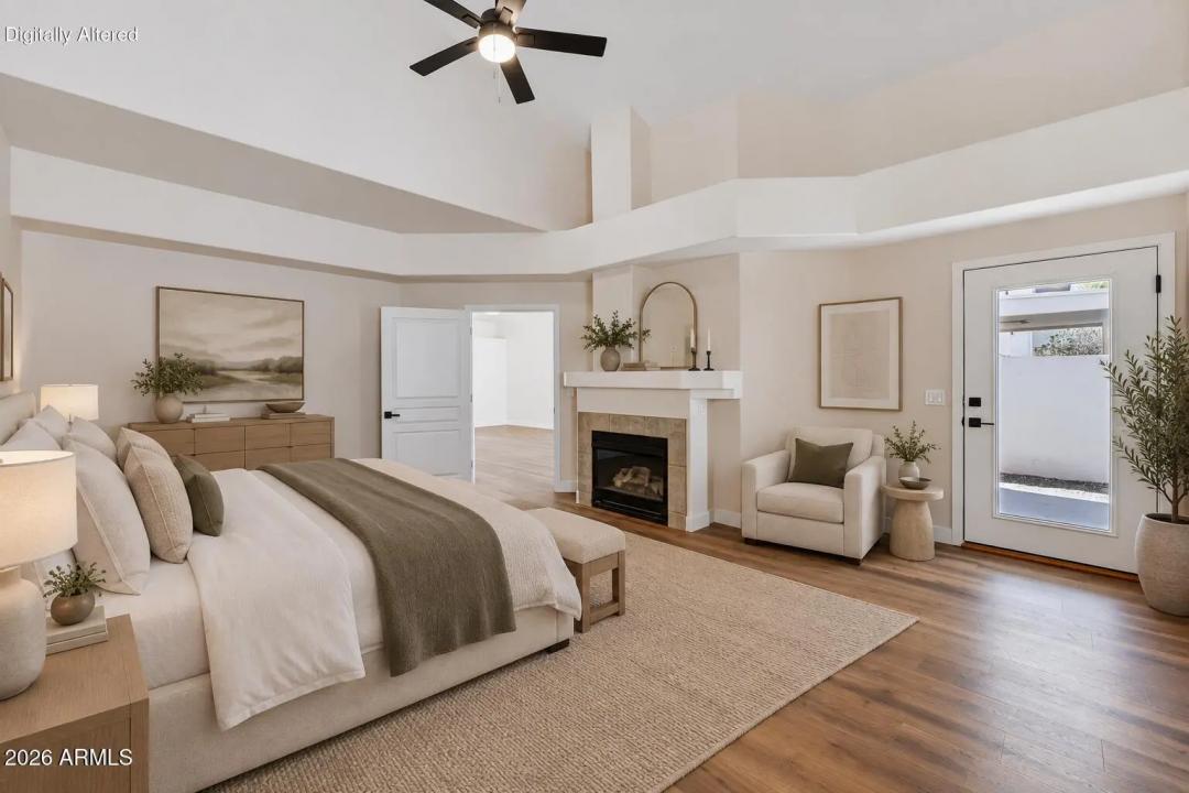 Real Estate Picture 4