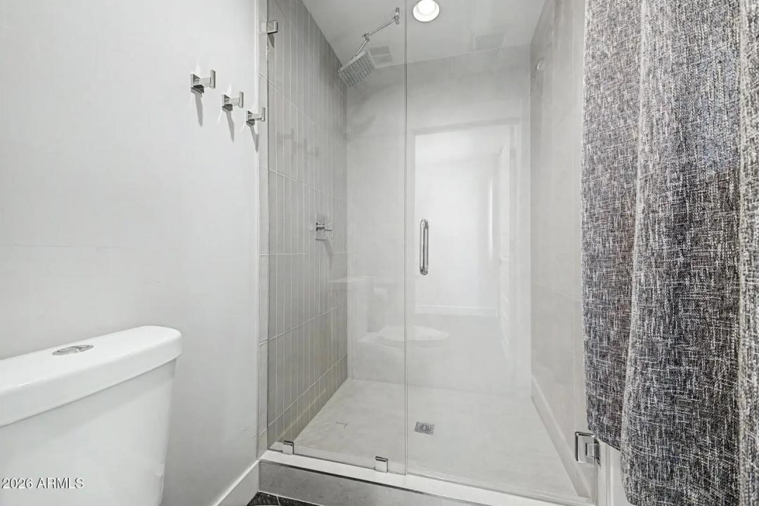 Real Estate Picture 19