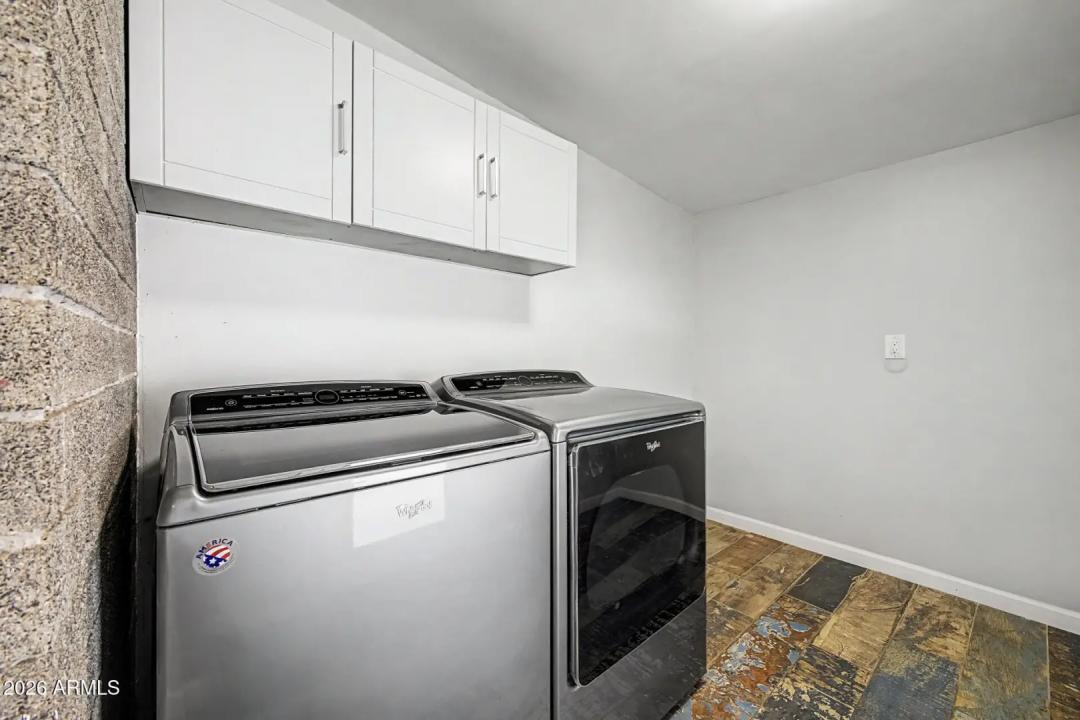 Real Estate Picture 25