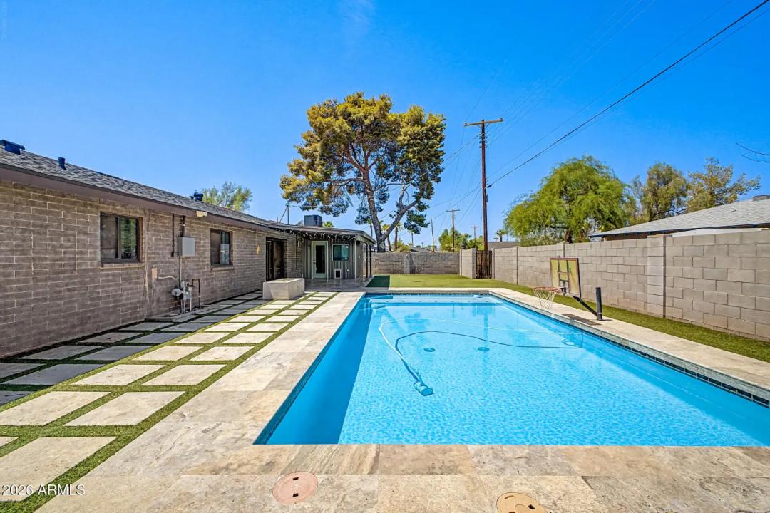 Real Estate Picture 31