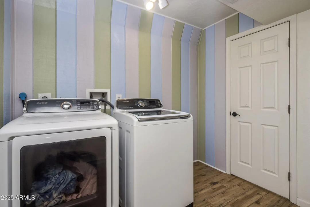 Real Estate Picture 20