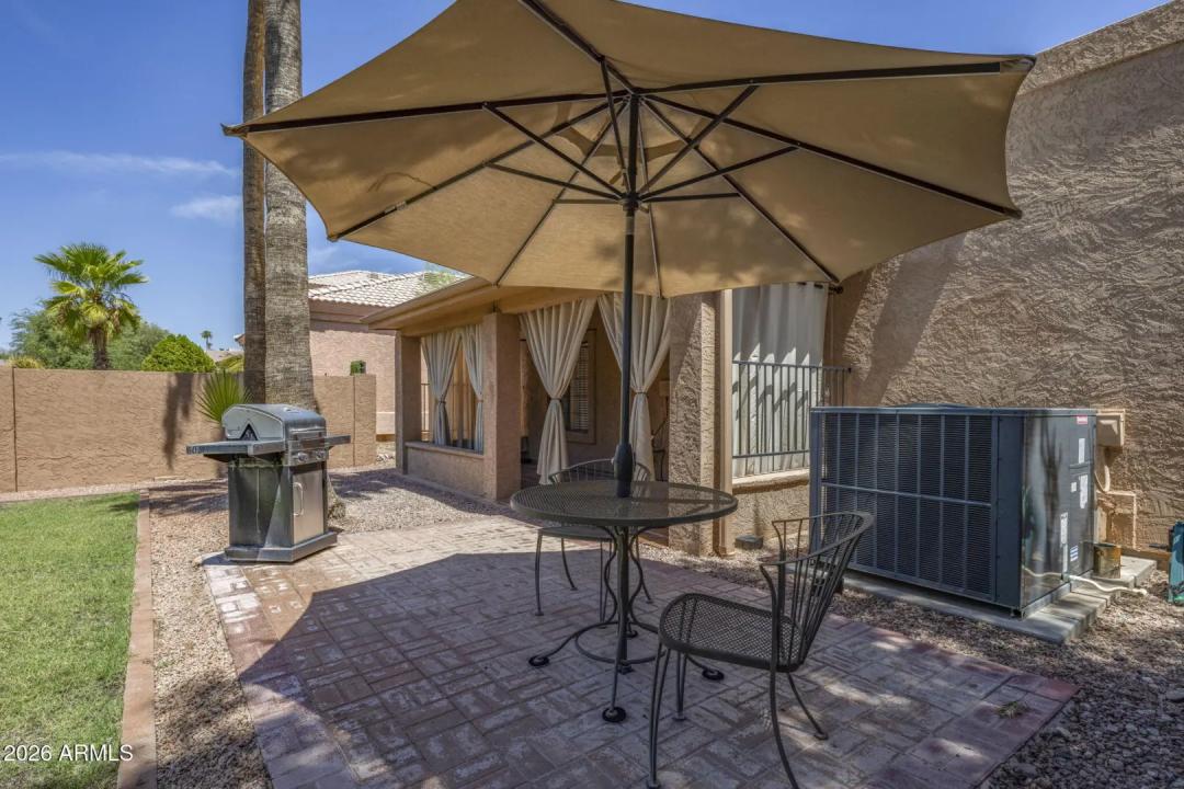 Real Estate Picture 24