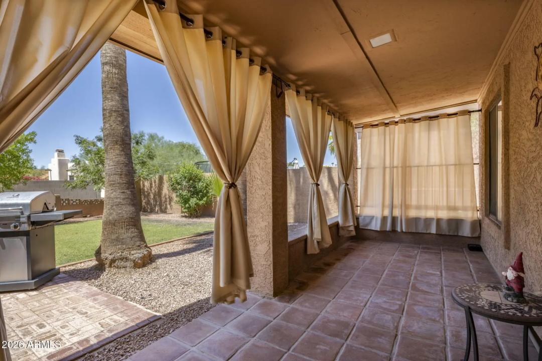Real Estate Picture 25