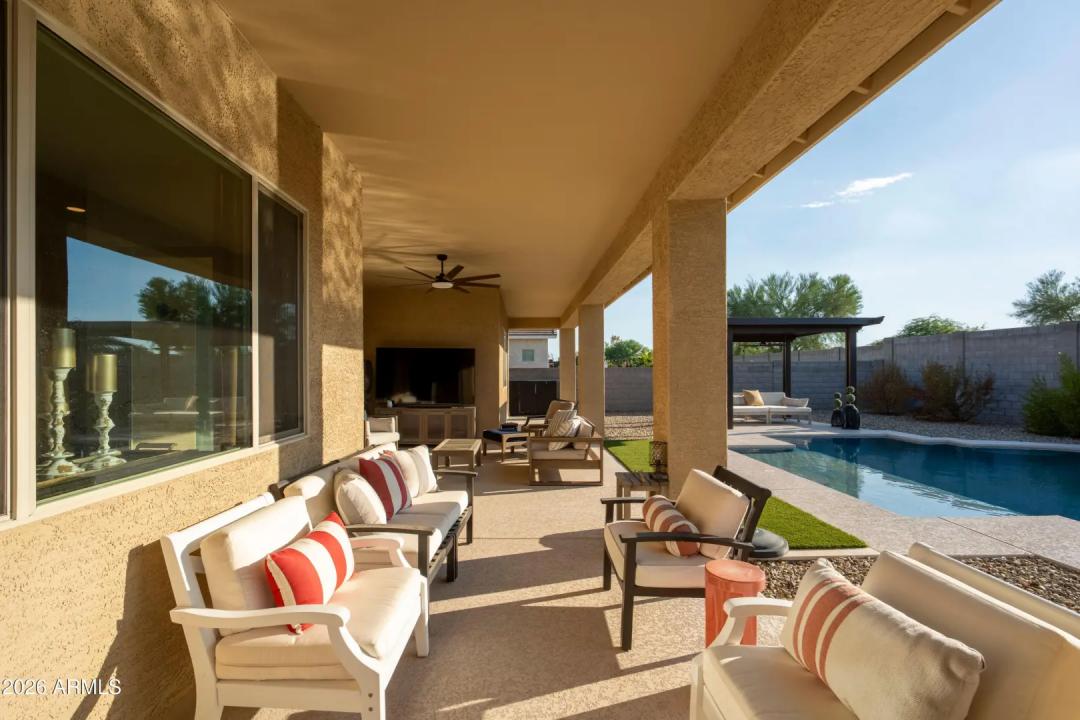 Real Estate Picture 26