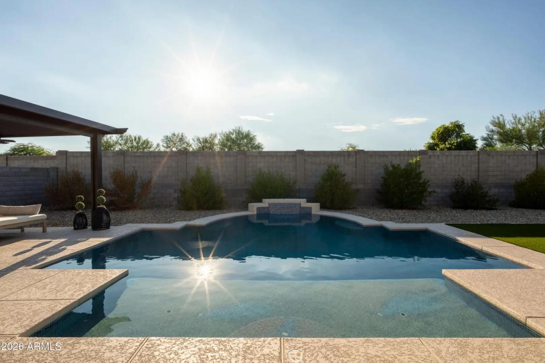 Real Estate Picture 29
